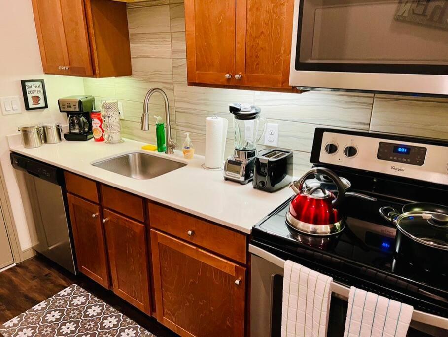 Apto 1 Bed - Kitchen - Free Parking Apartment Houston Exterior photo